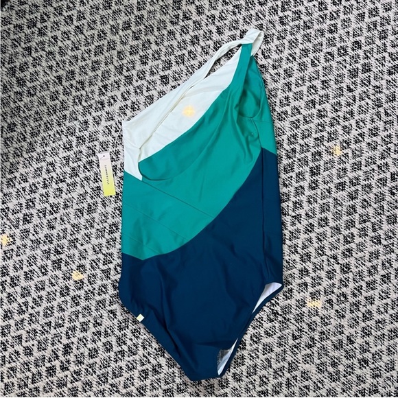New Summersalt The Sidestroke Best Selling Swimsuit in Seaweed & Seaglass - Picture 6 of 7